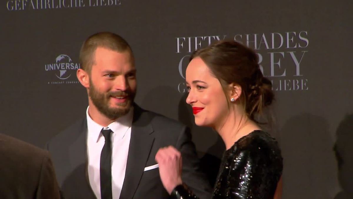 Jamie Dornan verrät: So aufgeladen ist die Stimmung zwischen ihm und Dakota am "Fifty Shades"-Set wirklich