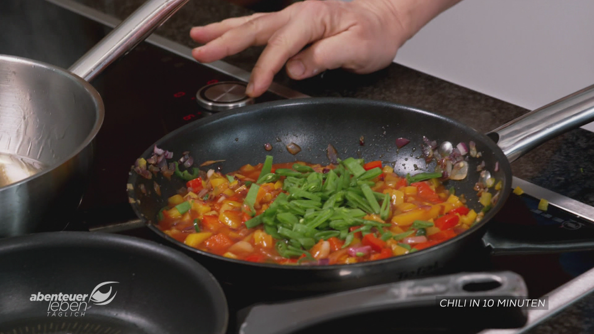 Speed-Kochen mit Sebastian: Chili con Carne in nur 10 Minuten!