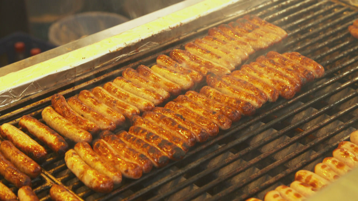 Vor Gericht geht es um die Wurst: Rechtsstreit wegen Nürnberger Rostbratwürsten