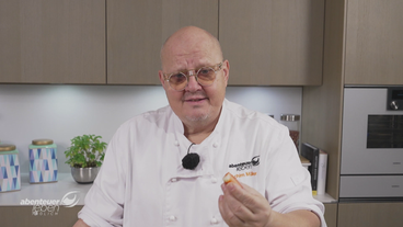 Spargelzeit reloaded: Achim Müller testet den Trend-Hotdog