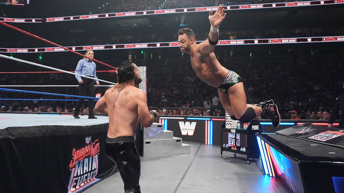 Saturday Night’s Main Event: LA Knight knüpft sich Seth Rollins vor!