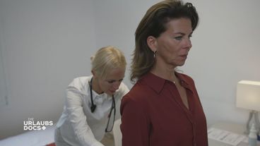 Mallorca: Patientin mit Rückenschmerzen