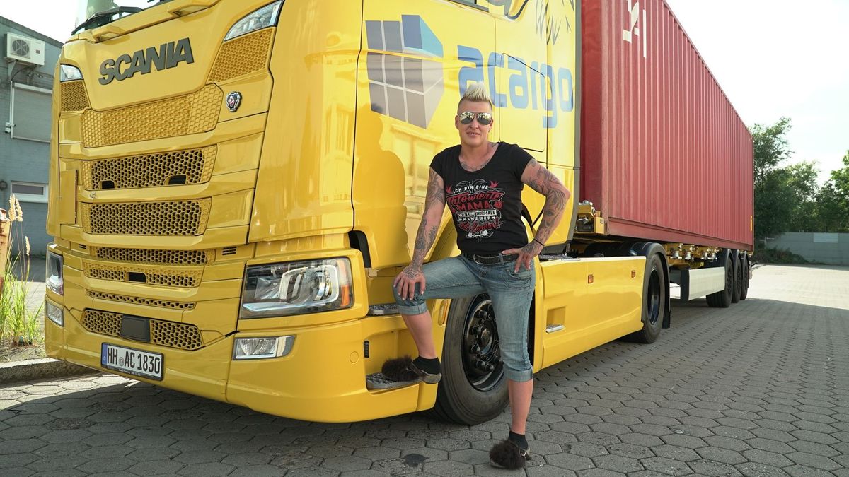 Trucker Babes - 400 PS in Frauenhand