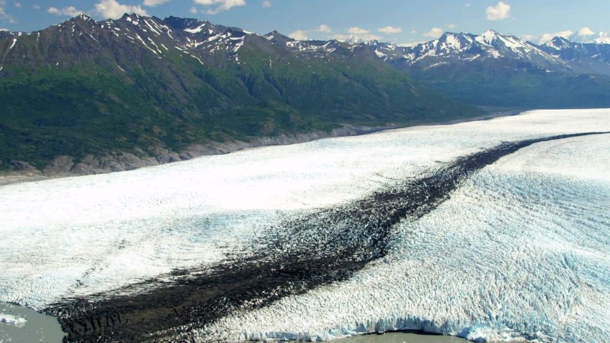 Tauender Permafrost setzt gefährliche Gifte und Mikroben frei