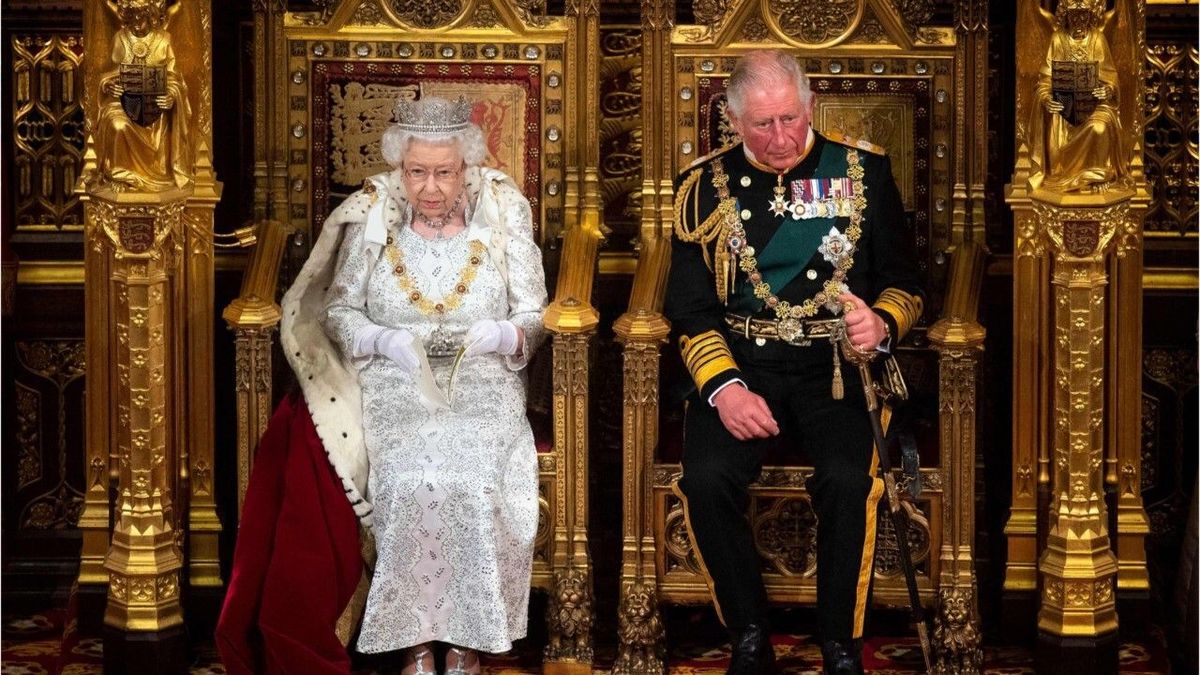 woit_fx6_ts1_6279e7997ee19f48f360bcdb_Queen_ST1652161031