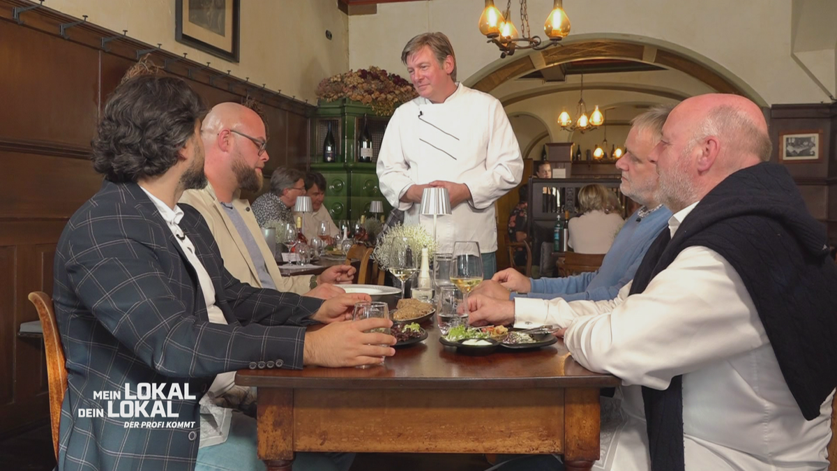 Feurige Gaumenfreuden: Jan ist begeistert von den scharfen Knoblauch Garnelen