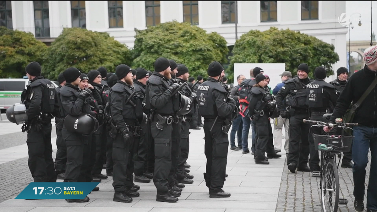 Polizeiaufgabengesetz in Bayern: Gericht billigt Klausel – mit Einschränkungen