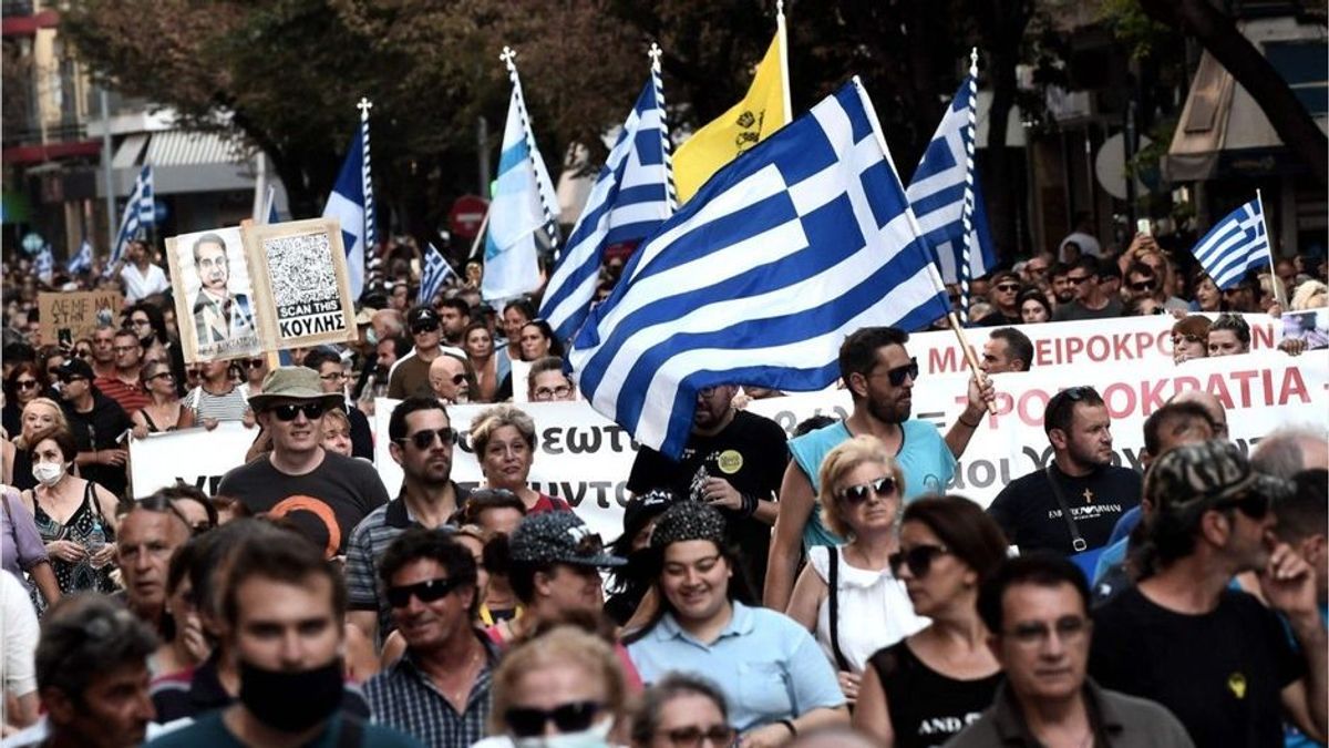 Protest: Polizei in Athen geht mit Tränengas gegen Impfgegner vor