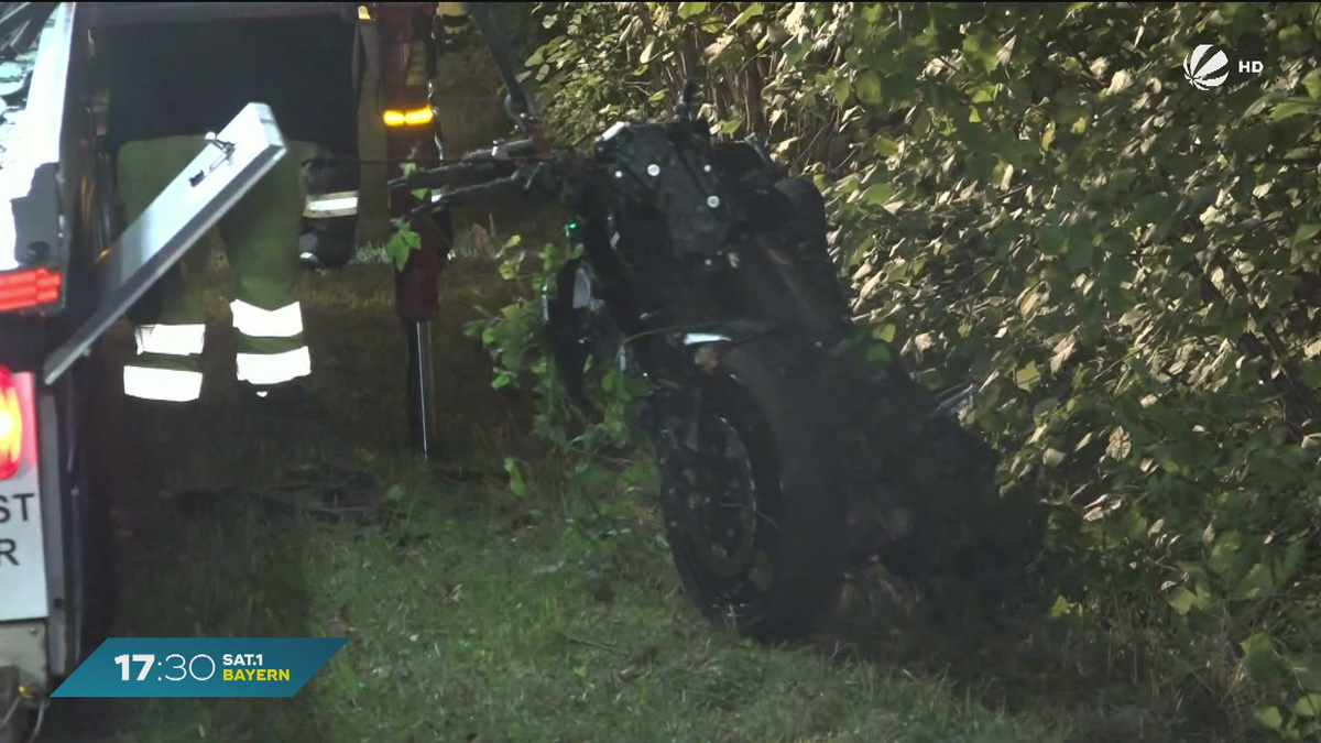 Motorradunfall auf B14 bei Schwaig: 34-jähriger Motorradfahrer stirbt in Kurve