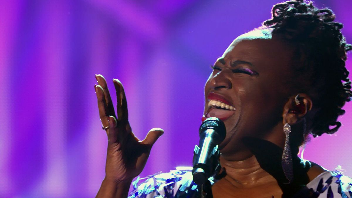 "Grandios!" Ingrid Arthur singt "Purple Rain" von Prince