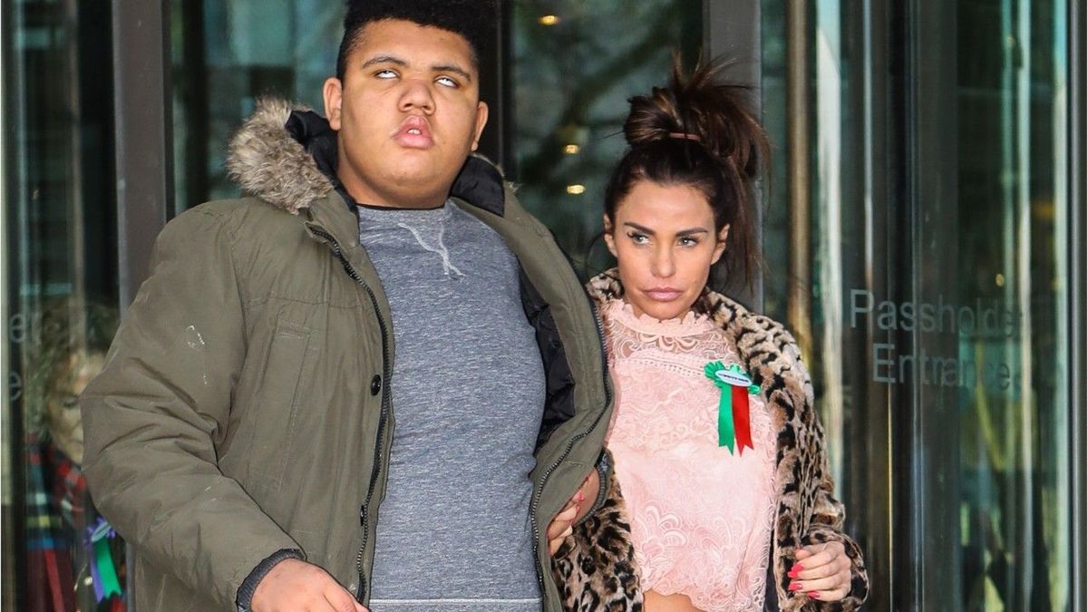 Schwere Entscheidung: Katie Price gibt Sohn Harvey ins Pflegeheim