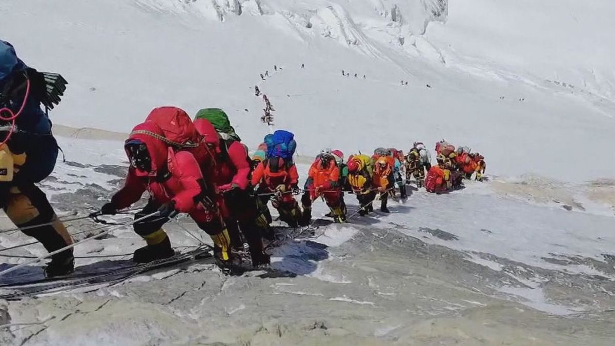 "taff" hautnah: Das Geschäft mit dem Mount Everest