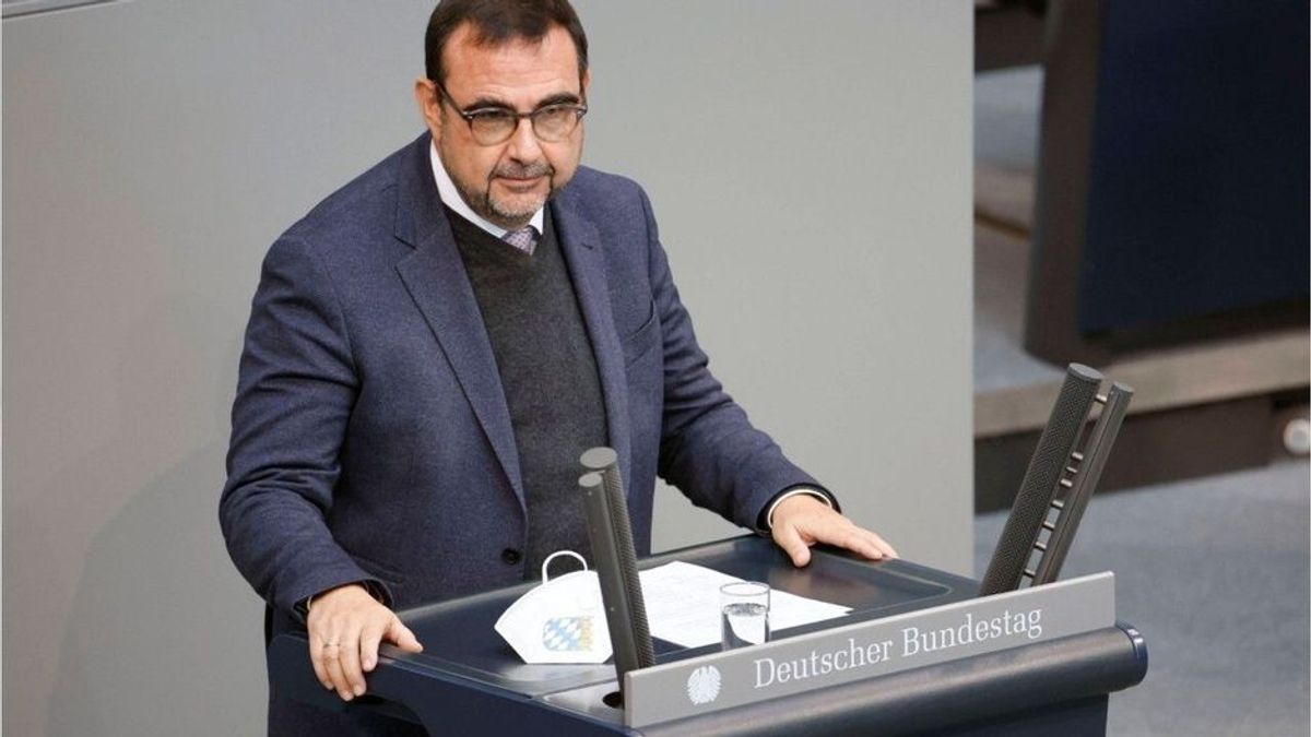 "Basta Mentalität": Bayerns Minister schießt gegen Lauterbach