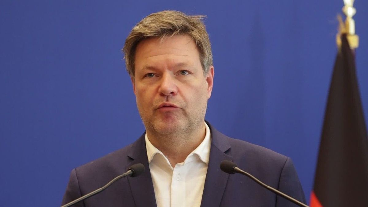 Habeck: Öl-Embargo gegen Russland "sehr wahrscheinlich"