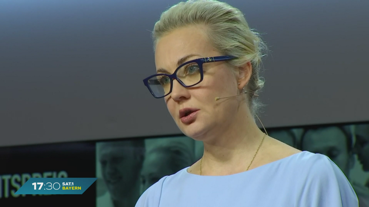 Preis in Bayern für Nawalny-Witwe: Innenminister Herrmann warnt vor Moskau