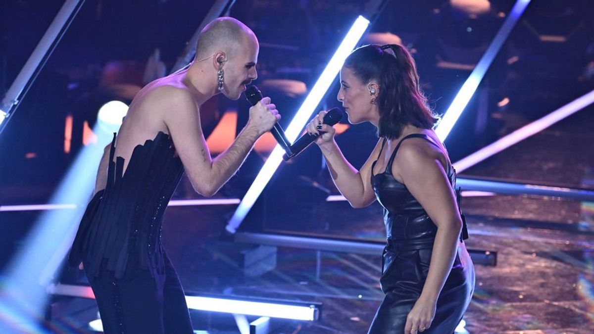 Tanzstimmung im Finale: Basti Schmidt performt mit Coach Stefanie Kloß "Beat It"