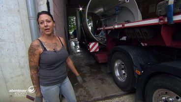 Sonntag: Von Österreich nach Ibiza: Trucker Babes Austria
