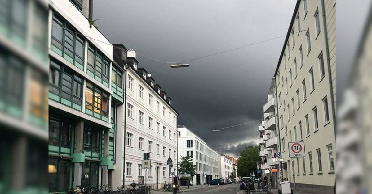 Wolken-Walze über München: Was hat es damit auf sich?