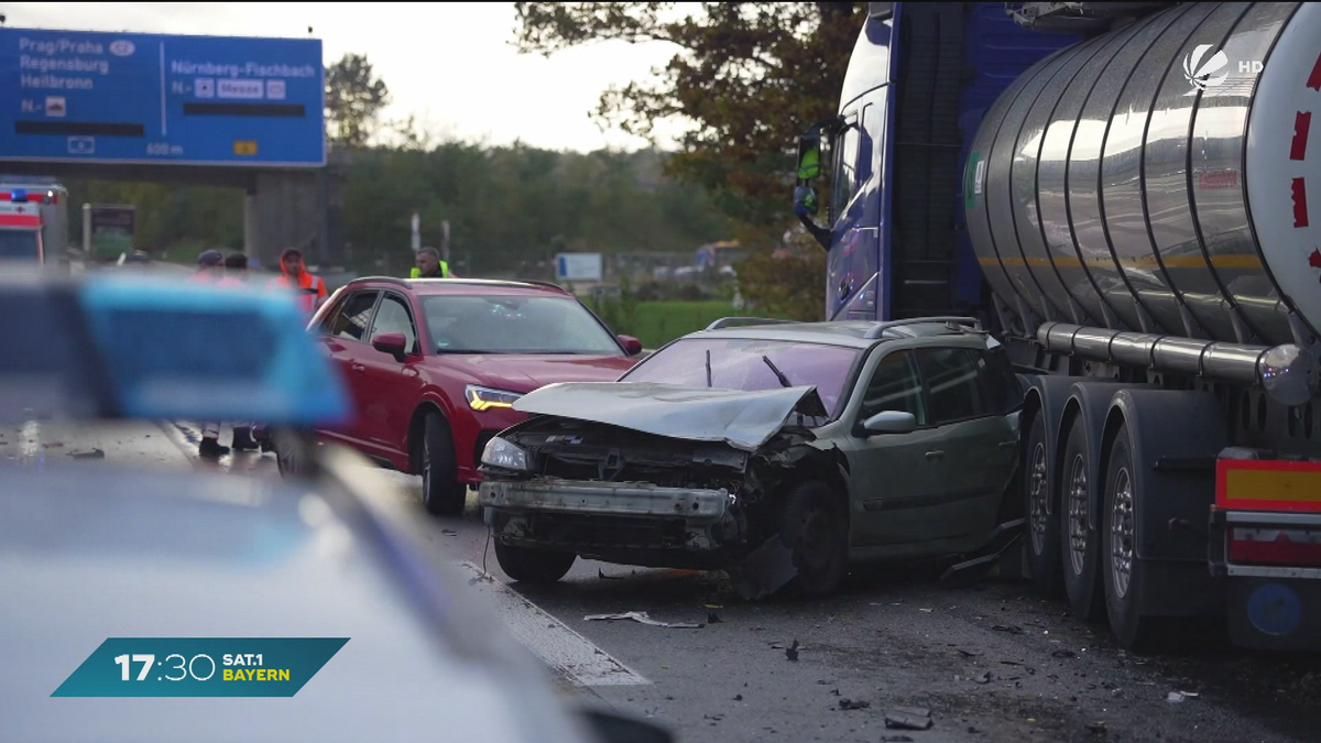 Unfall auf A9 bei Nürnberg: Sieben Fahrzeuge beteiligt