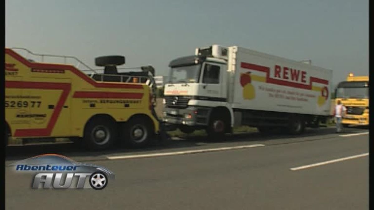 Zeitmaschine: LKW Abschlepper