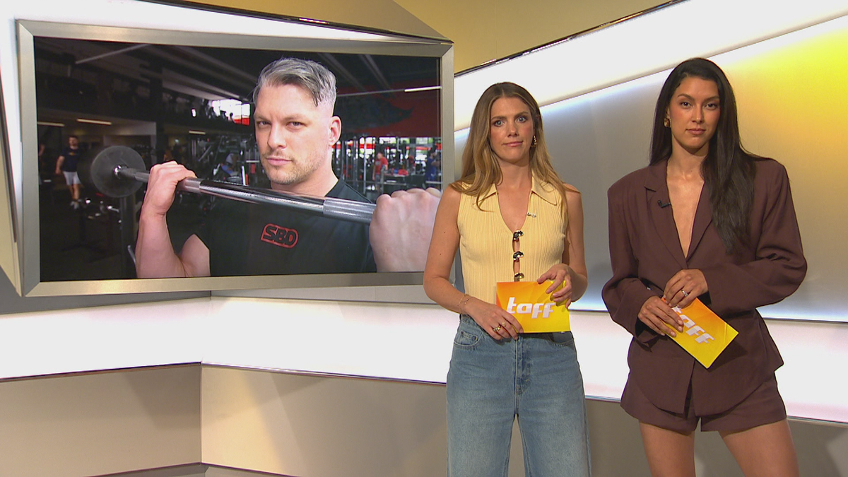 Bodybuilder kaputt durch das Internet