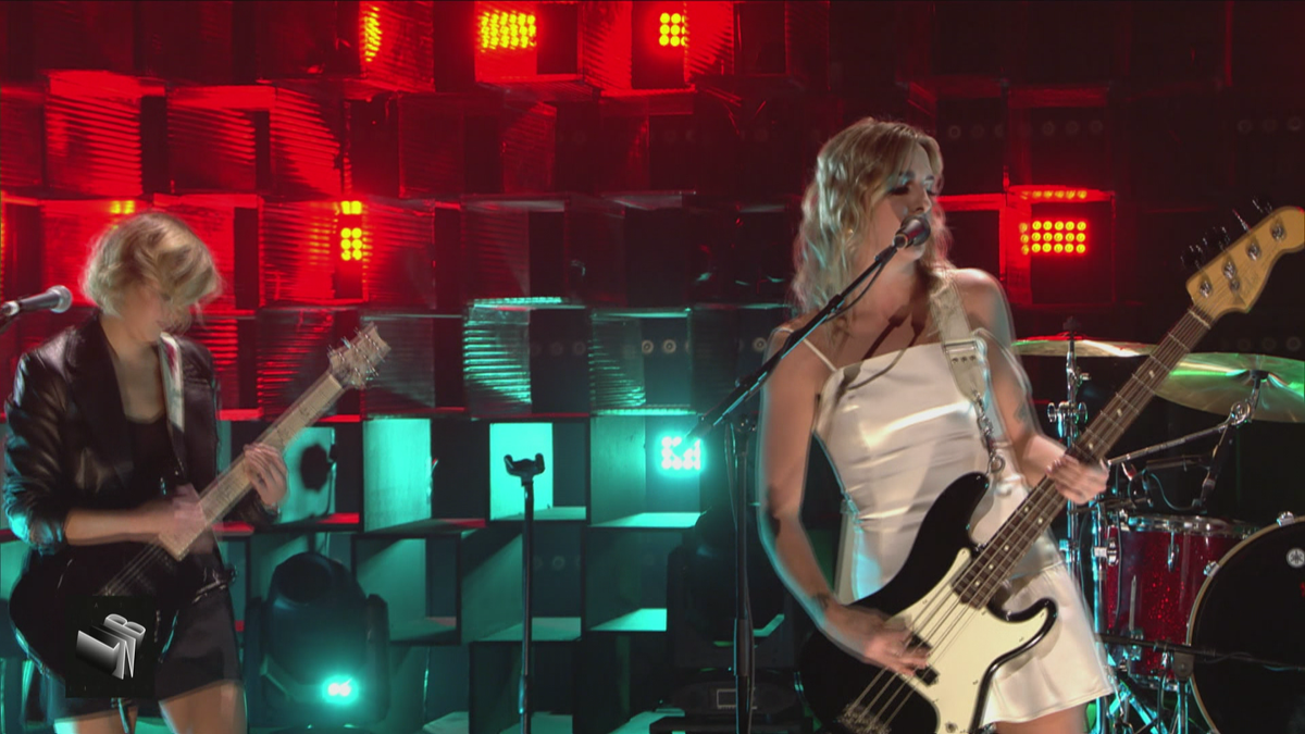 The Beaches - "Blame Brett" | LIVE bei Late Night Berlin