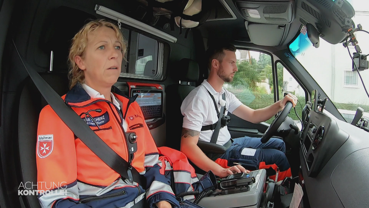 Verdacht auf Herzinfarkt! - Rettungsdienst Passau