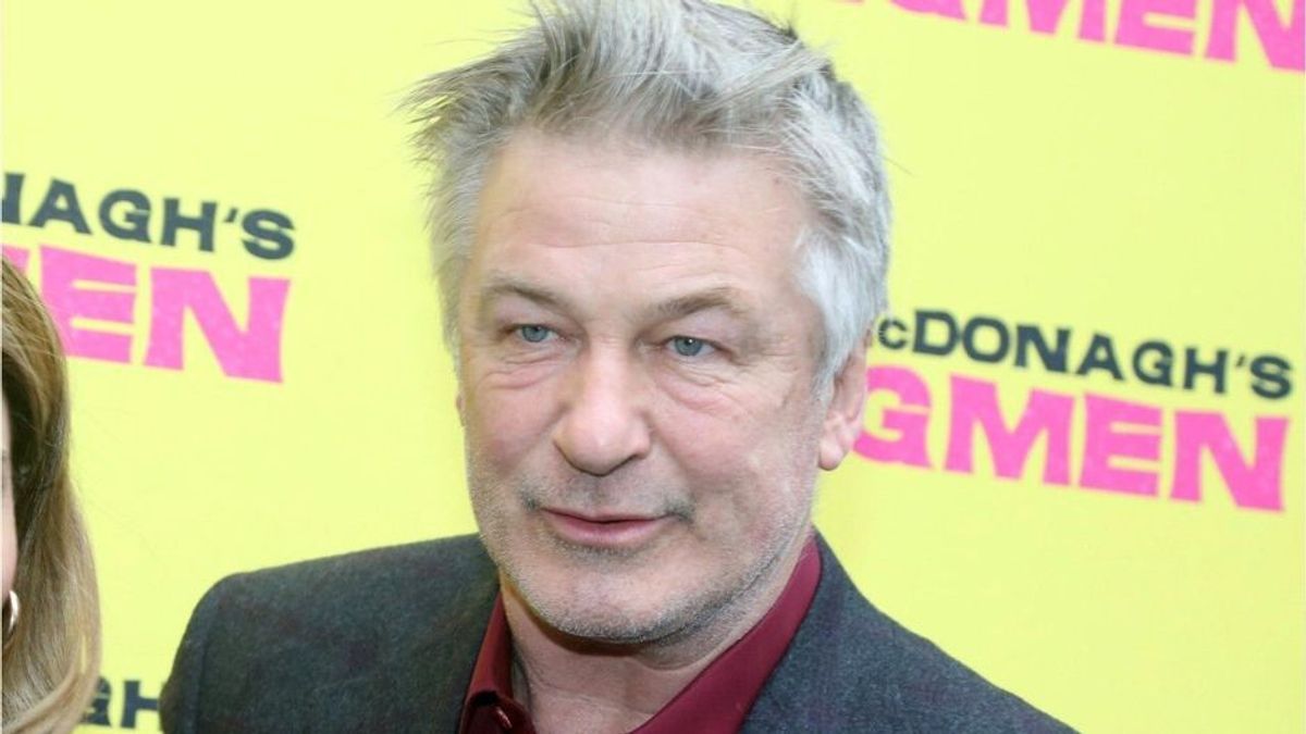 Bis zu 5 Jahre Haft: Alec Baldwin nach Todesschuss am Filmset angeklagt