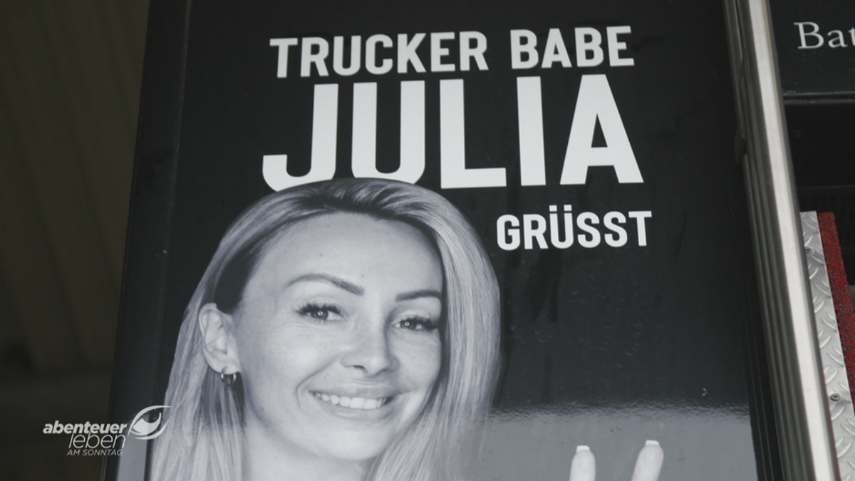 Der neue WC-Bus von Truckerin Julia