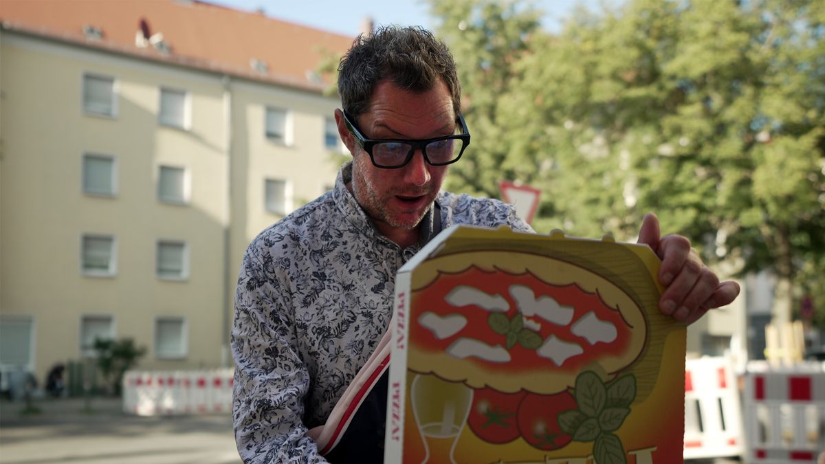 La deutsche Vita - Mirko Reehs testet undercover Pizza