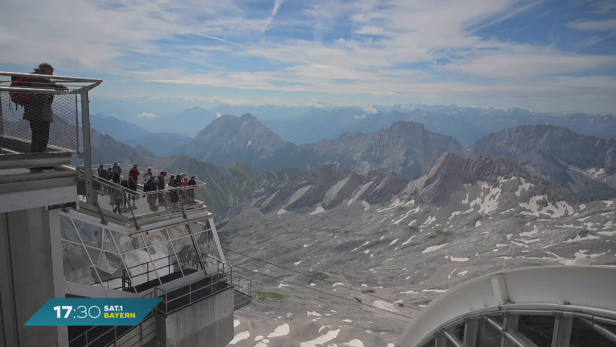 Höchster Berg Deutschlands: Traumhafter Ferien-Start auf der Zugspitze