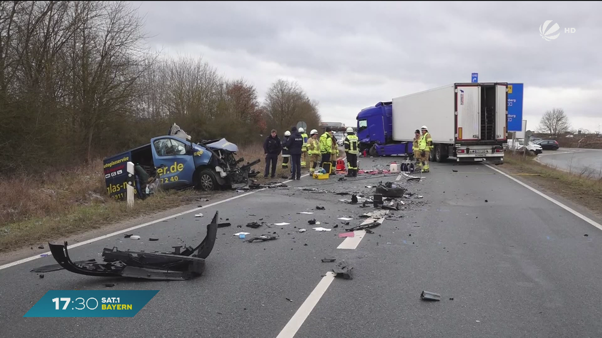 LKW-Crash bei Adelsdorf: 26-Jähriger stirbt