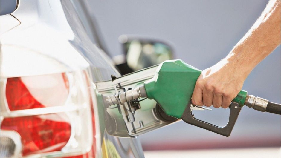 E10-Benzin so teuer wie nie: Warum steigen die Preise momentan so sehr?