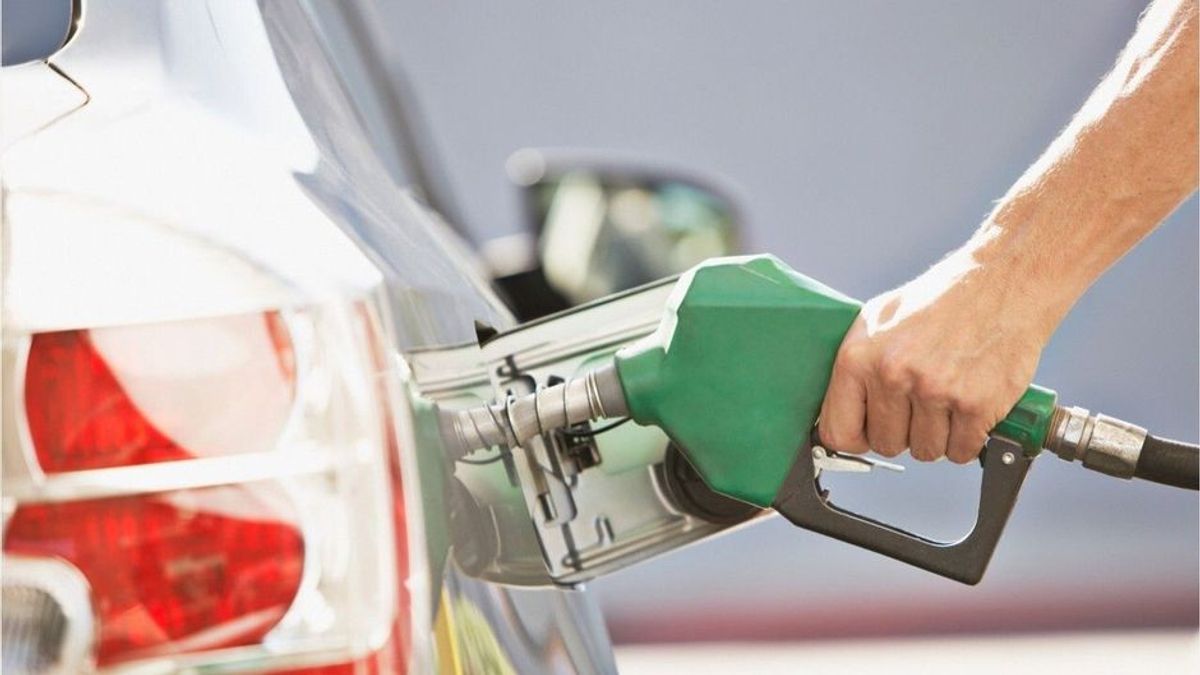 E10-Benzin so teuer wie nie: Warum steigen die Preise momentan so sehr?