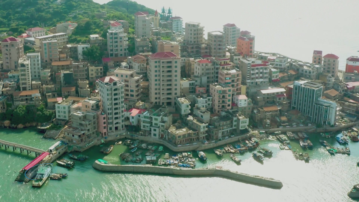 Keine Straßen, enger Raum: Die Hochhaus-Insel in China