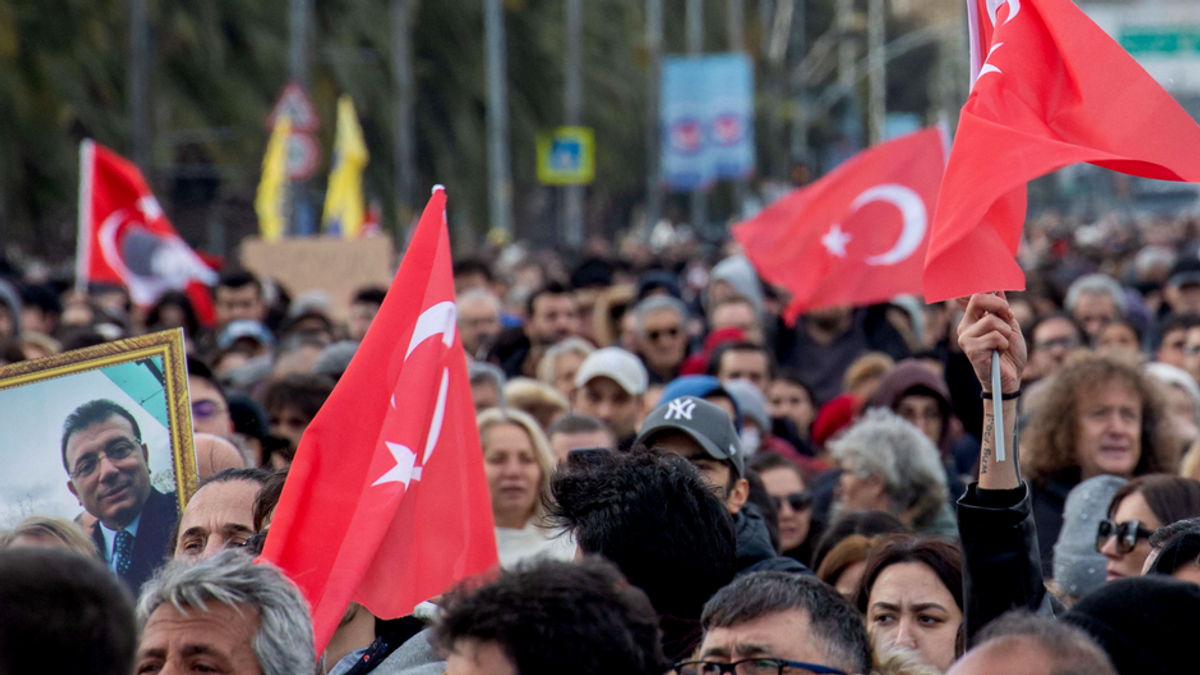 Erdogan lässt Rivalen Imamoglu verhaften