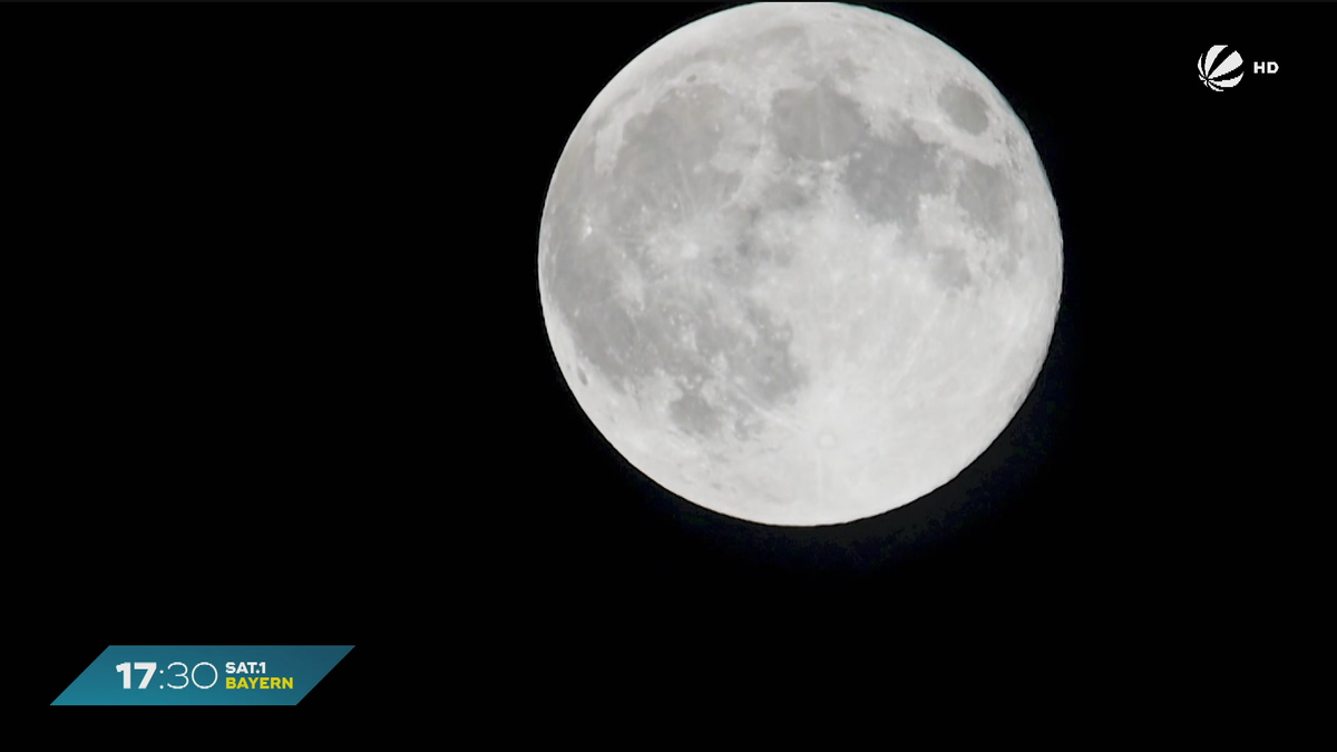 Blick in den Himmel: Supermond über Bayern am Donnerstagabend