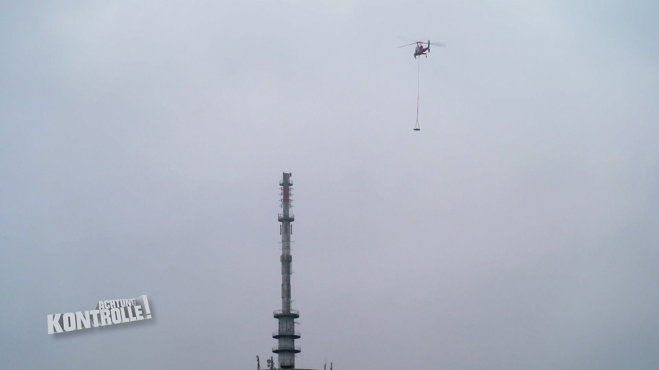 Schlechtes Wetter in 179 Metern Höhe! Antennendemontage in Bungsberg