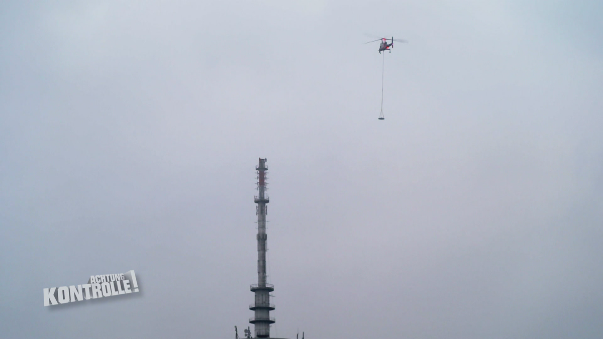 Schlechtes Wetter in 179 Metern Höhe! Antennendemontage in Bungsberg