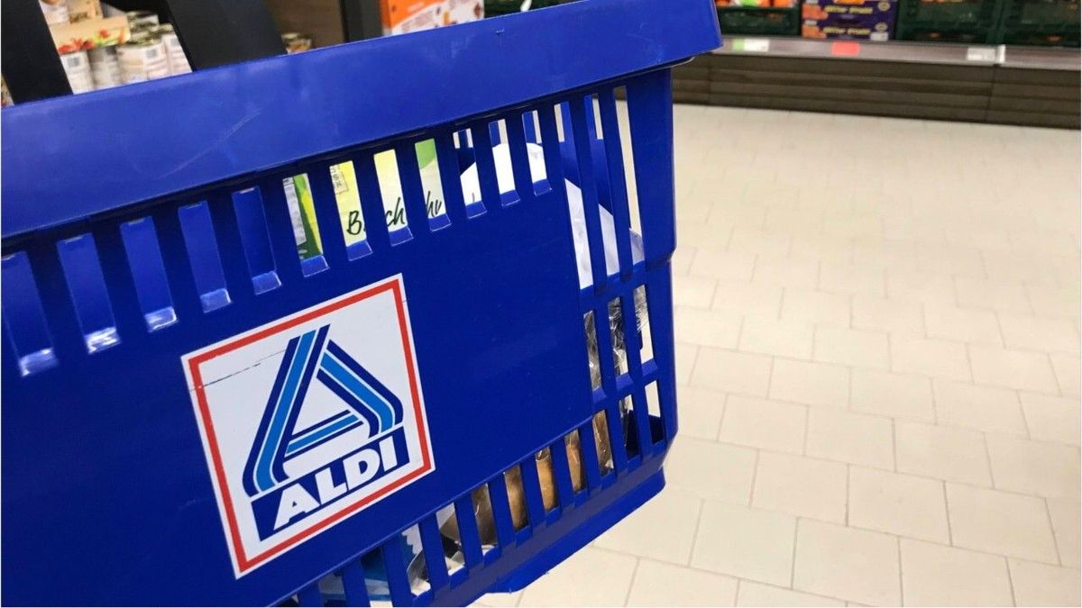 Größter Discounter: Aldi stellt auf "Tierwohl-Milch" um