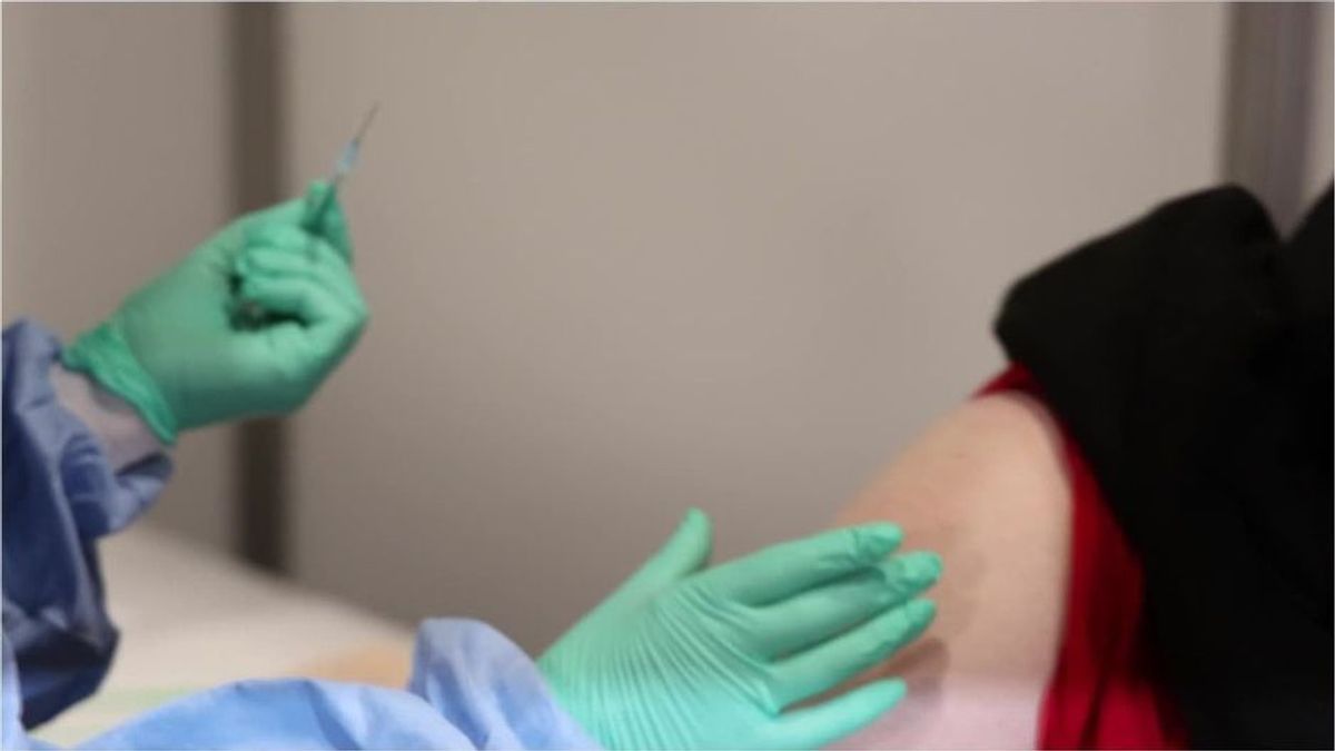 Nach Corona-Impfung: Diese seltenen Impfreaktionen werden derzeit geprüft
