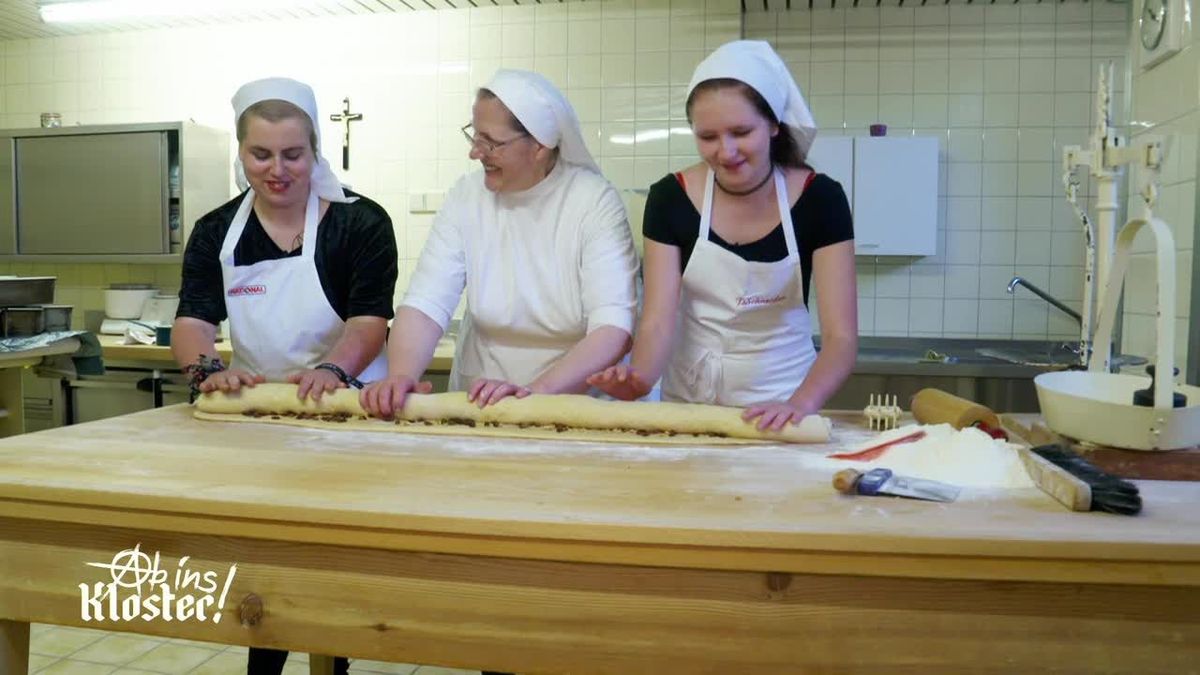 Ab ins Kloster! - Rosenkranz statt Randale