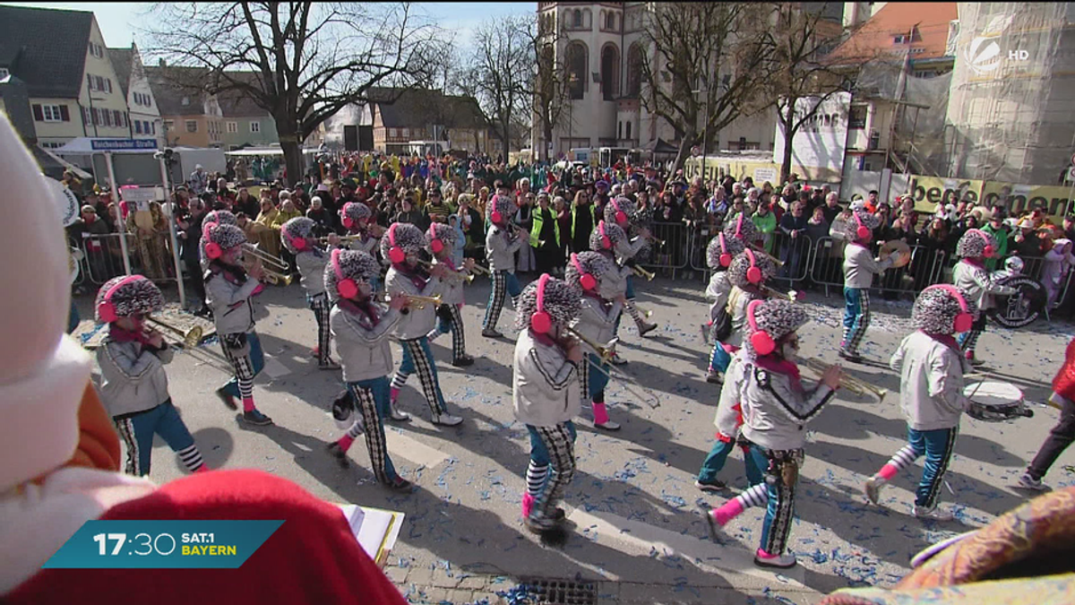 Traditioneller Faschingsumzug: Tausende feiern in Weißenhorn