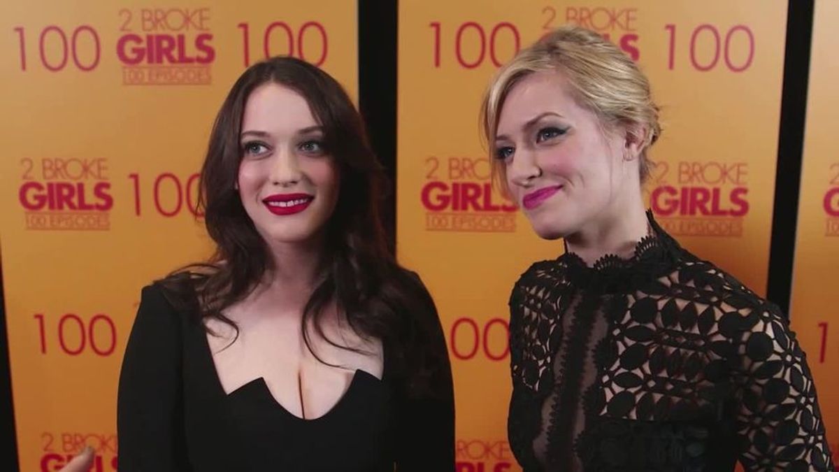 Total abgedreht: So verbringen die "2 Broke Girls" Freundinnen ihre Mittagspause