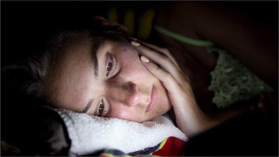 Besser Schlafen: 4 Dinge, die du vorm Schlafen nicht tun solltest