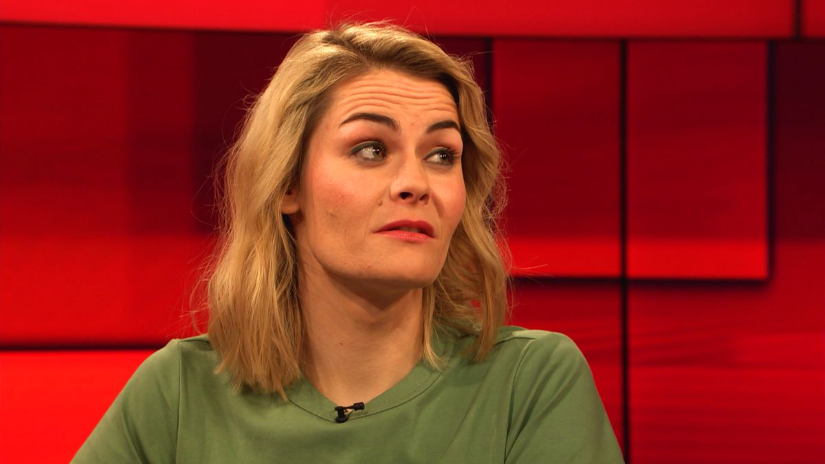 Hazel Brugger als dümmster Promi Deutschlands bei "Hart aber fair"