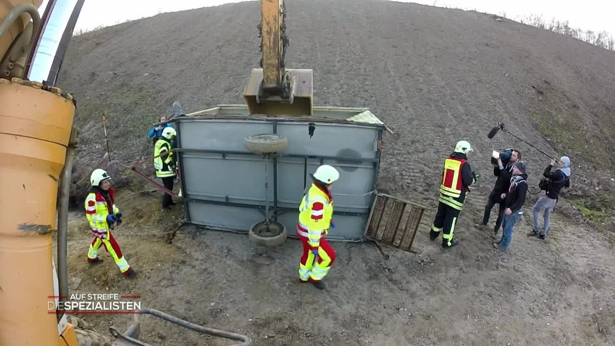 Bagger auf Abwegen