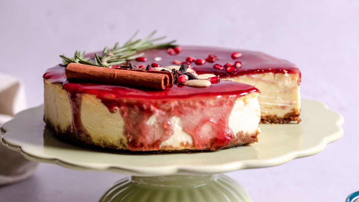 Spekulatius Cheesecake mit Granatapfelspiegel