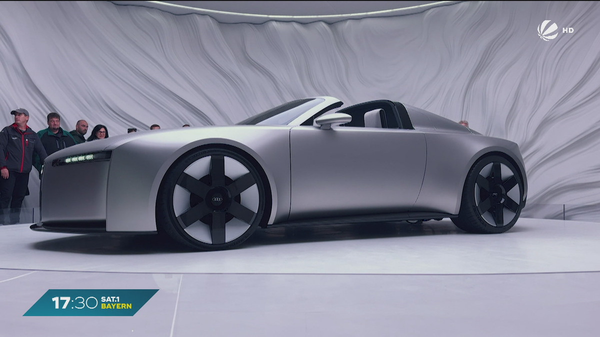 E-Auto bis Sportwagen: Unsere Reporterin auf der IAA Mobility in München