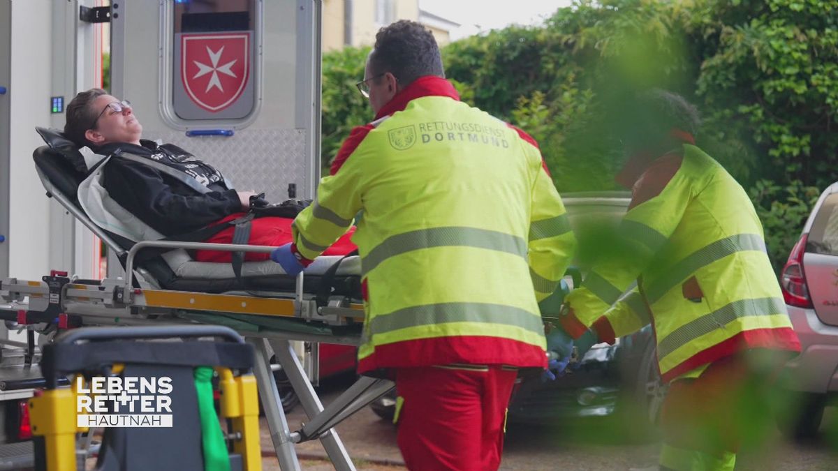 Einsatzgebiet Dortmund: Frau mit Schmerzen in der Hüfte